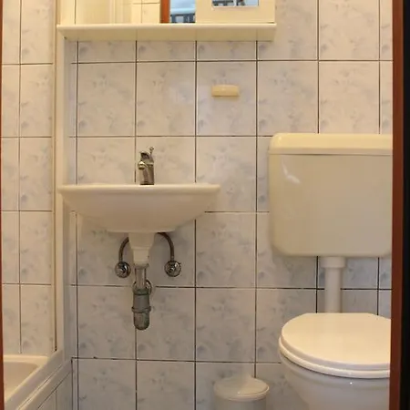Apartment & Room'S Anni Gostinjska kuća 3*