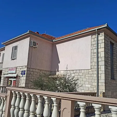 Gasthof Apartment & Room'S Anni 3*