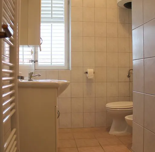 & Room's Anni Konukevi