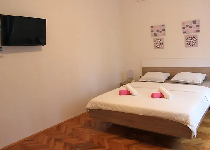 Gasthof Apartment & Room'S Anni 3*