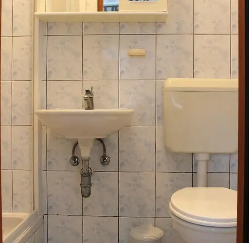 & Room's Anni بيت ضيافة 3*