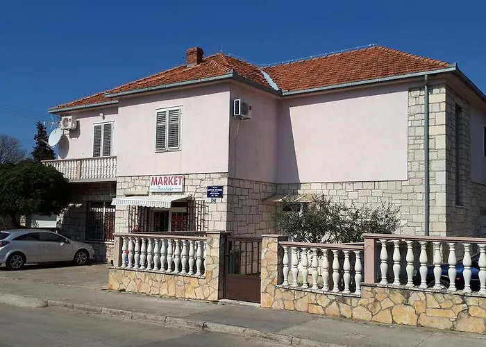 & Room's Anni Задар